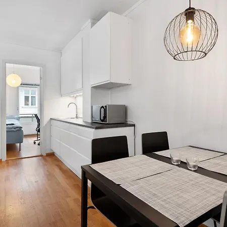 شقة Bak Bryggen, Moderne 2 Soverom Med Balkong برغن